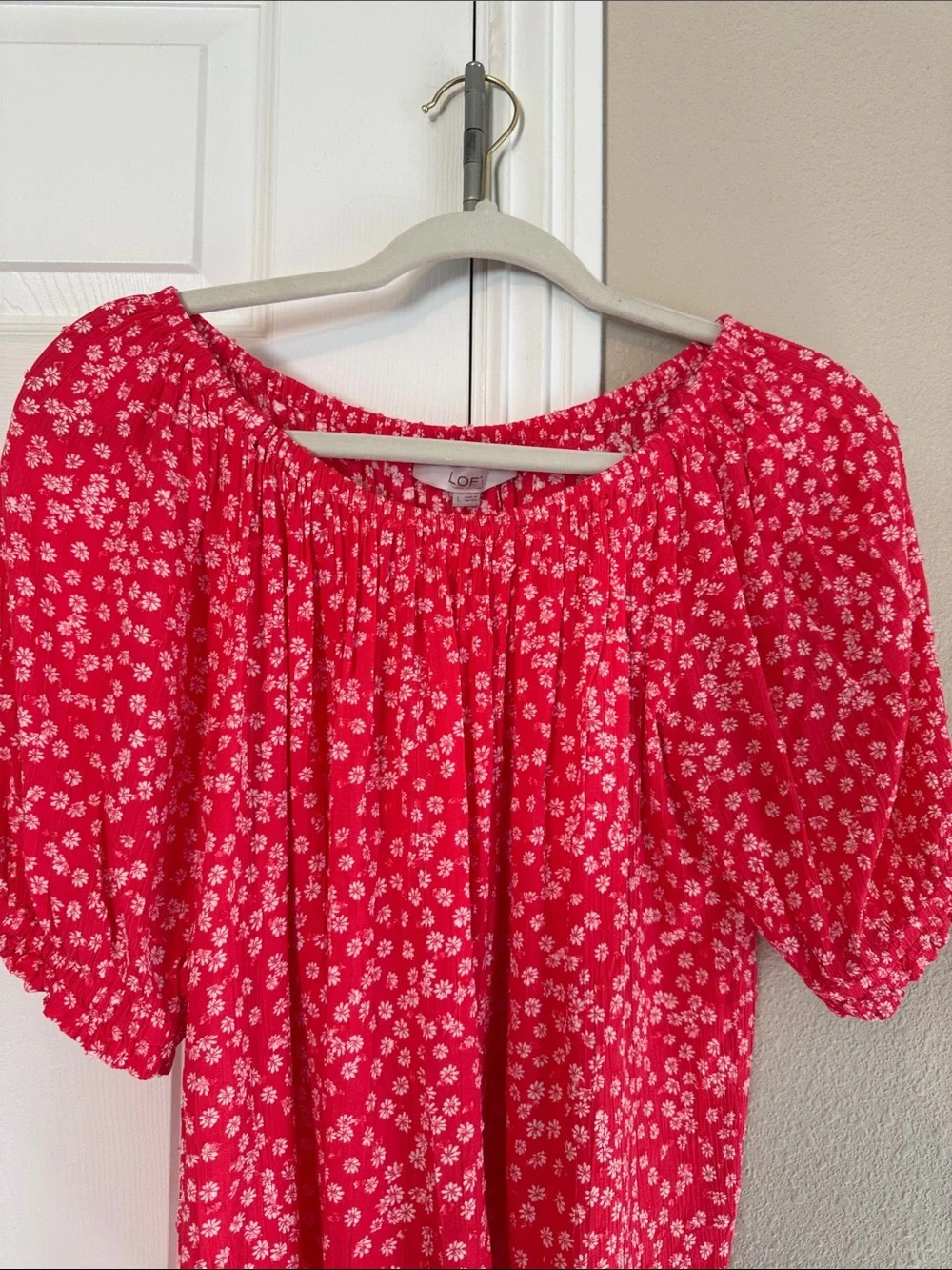 LOFT Bright Floral Puff-Sleeve Blouse